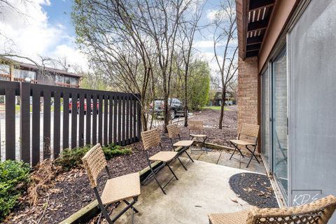 Tiny photo for 5938 Greenview Road, Lisle, IL 60532 (MLS # 12557421)