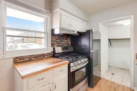 Tiny photo for 10438 Major Avenue, Oak Lawn, IL 60453 (MLS # 12527264)