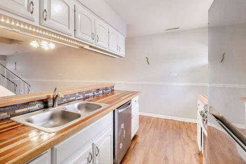 Tiny photo for 10438 Major Avenue, Oak Lawn, IL 60453 (MLS # 12527264)