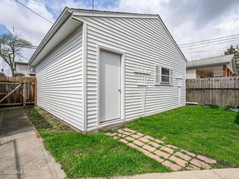 Tiny photo for 4626 N Leclaire Avenue, Chicago, IL 60630 (MLS # 12623745)