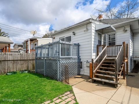 Tiny photo for 4626 N Leclaire Avenue, Chicago, IL 60630 (MLS # 12623745)