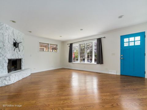 Tiny photo for 4626 N Leclaire Avenue, Chicago, IL 60630 (MLS # 12623745)
