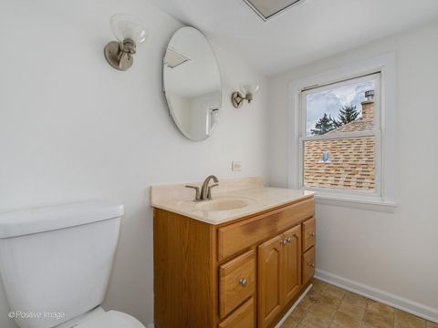 Tiny photo for 4626 N Leclaire Avenue, Chicago, IL 60630 (MLS # 12623745)