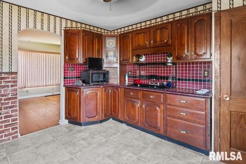 Tiny photo for 4234 9TH Street, Rock Island, IL 61201 (MLS # 12613523)