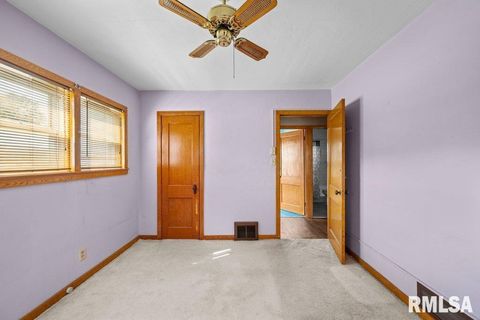 Tiny photo for 4234 9TH Street, Rock Island, IL 61201 (MLS # 12613523)