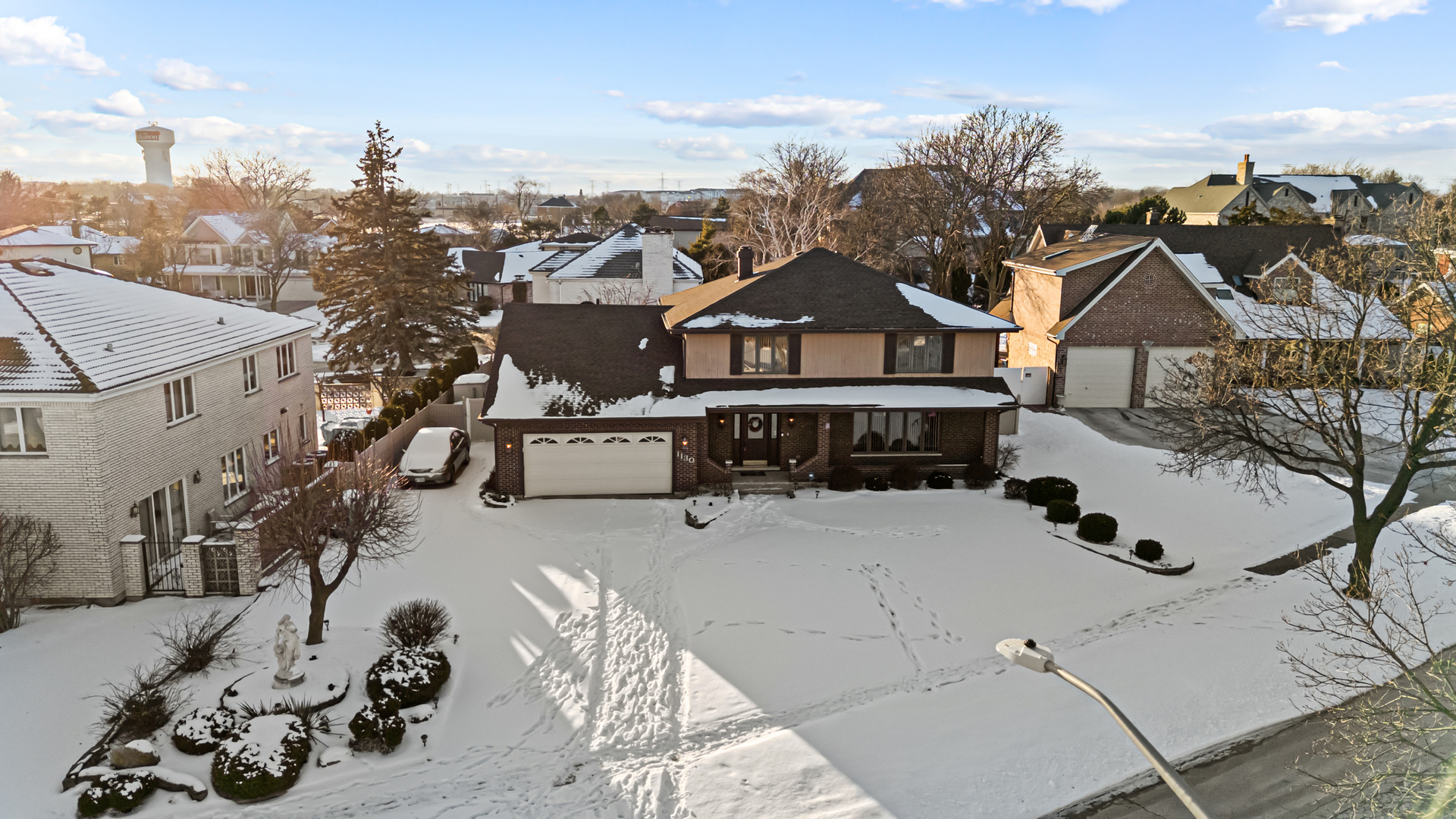 1130 N Thatcher Lane