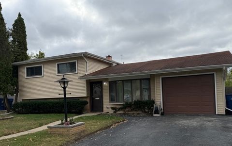 Photo of 2713 Varonen Avenue, Waukegan, IL 60087 (MLS # 12501801)