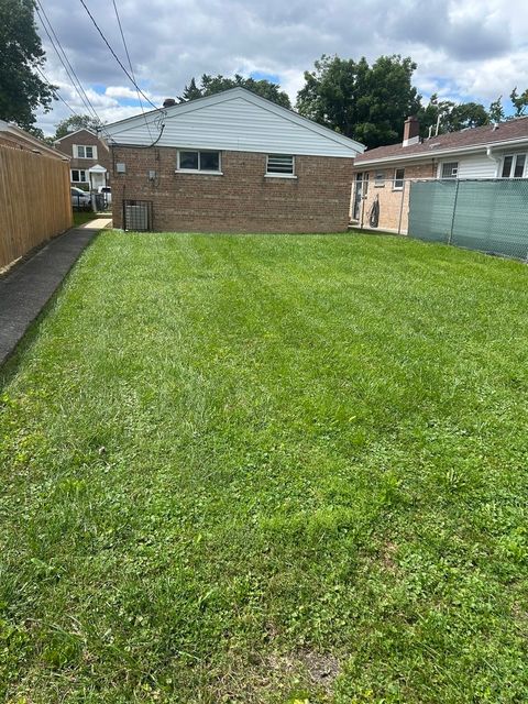 Tiny photo for 9557 S Peoria Street, Chicago, IL 60643 (MLS # 12466090)