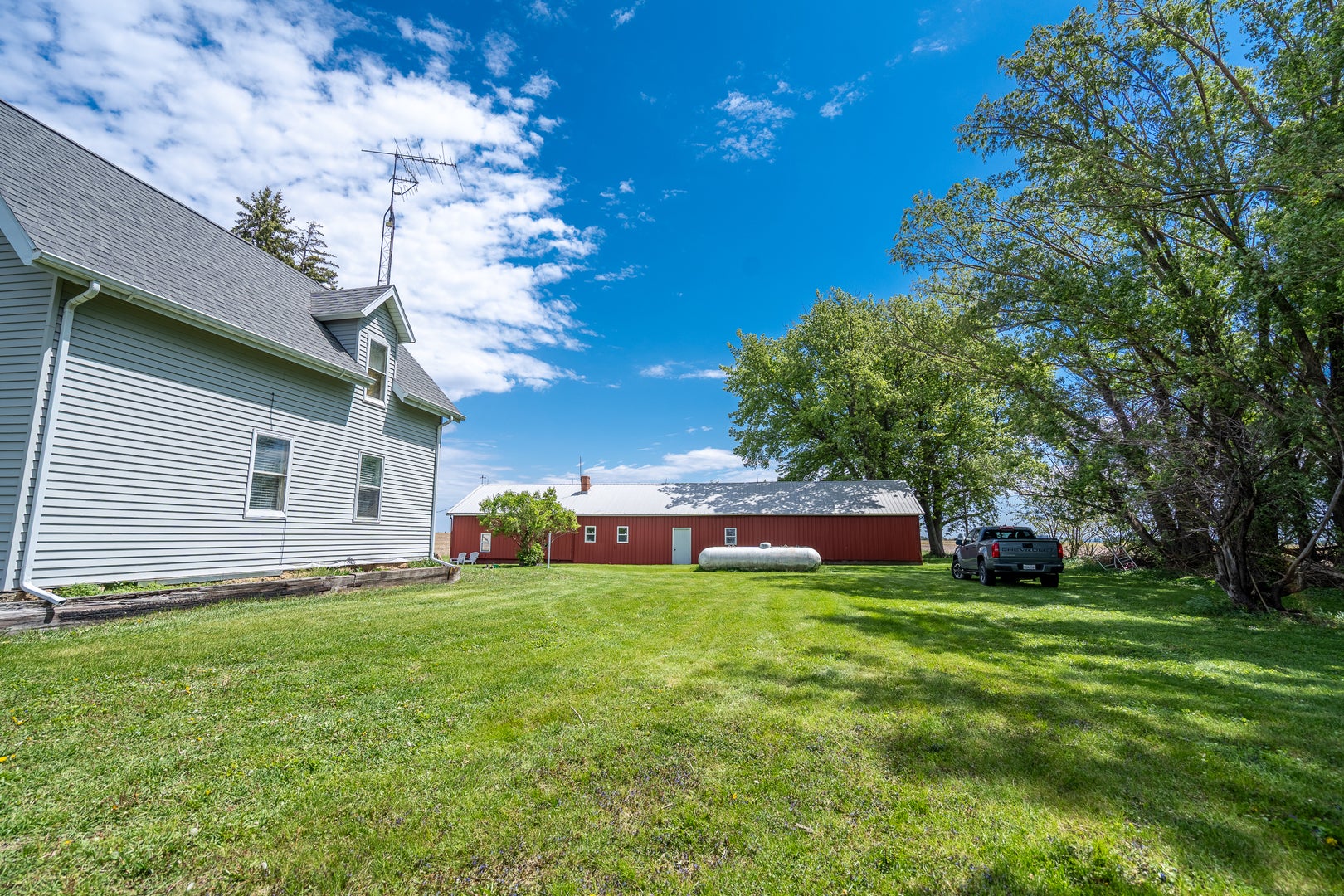 1274 Whitney Road