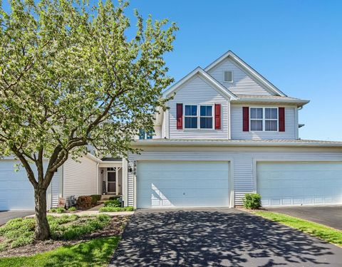 Photo of 2986 Langston Circle, St. Charles, IL 60175 (MLS # 12622600)