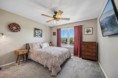 Tiny photo for 2986 Langston Circle, St. Charles, IL 60175 (MLS # 12622600)