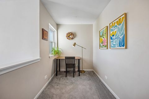 Tiny photo for 2986 Langston Circle, St. Charles, IL 60175 (MLS # 12622600)