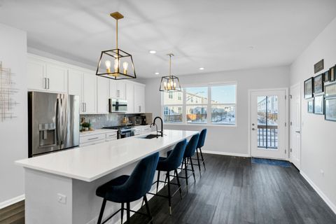 Tiny photo for 3209 Trillium Circle, Rolling Meadows, IL 60008 (MLS # 12564621)