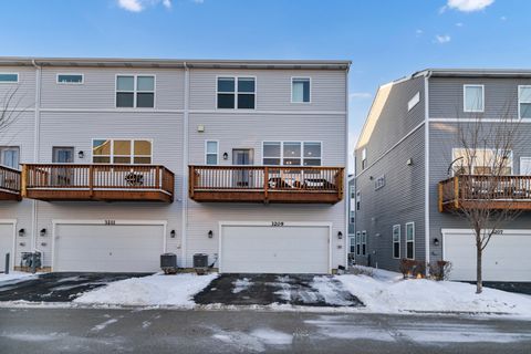 Tiny photo for 3209 Trillium Circle, Rolling Meadows, IL 60008 (MLS # 12564621)