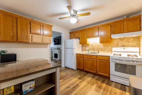 Tiny photo for 1617 Glenwood Avenue, Joliet, IL 60435 (MLS # 12561985)