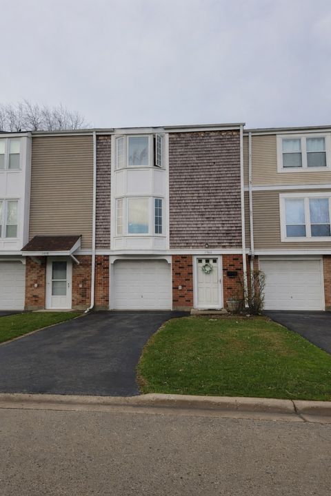 Photo of 1960 Holbrook Lane, Hoffman Estates, IL 60169 (MLS # 12613426)