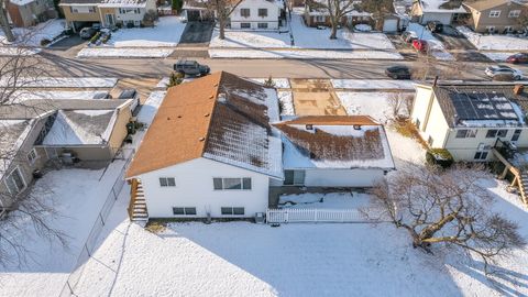 Tiny photo for 6705 Patton Drive, Woodridge, IL 60517 (MLS # 12539326)