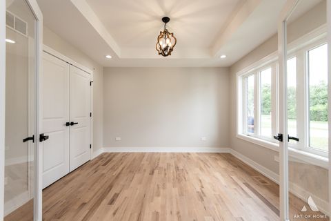 Tiny photo for 7951 W 73 Place, Bridgeview, IL 60455 (MLS # 12481519)