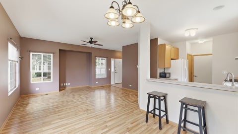 Tiny photo for 3 Windsor Circle #A, South Elgin, IL 60177 (MLS # 12750493)