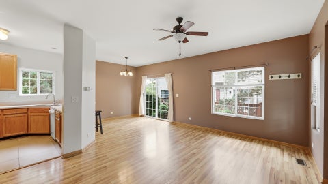 Tiny photo for 3 Windsor Circle #A, South Elgin, IL 60177 (MLS # 12750493)