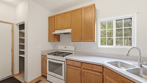 Tiny photo for 3 Windsor Circle #A, South Elgin, IL 60177 (MLS # 12750493)