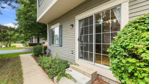 Tiny photo for 3 Windsor Circle #A, South Elgin, IL 60177 (MLS # 12750493)