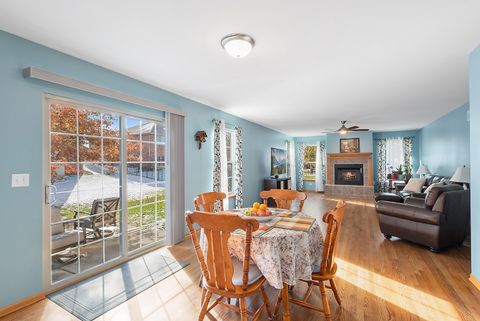 Tiny photo for 902 Cheyenne Lane, New Lenox, IL 60451 (MLS # 12515233)