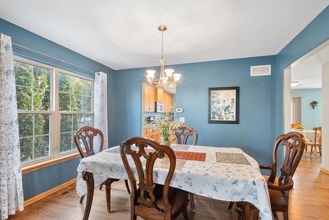 Tiny photo for 902 Cheyenne Lane, New Lenox, IL 60451 (MLS # 12515233)