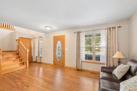 Tiny photo for 902 Cheyenne Lane, New Lenox, IL 60451 (MLS # 12515233)