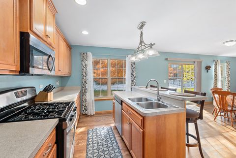 Tiny photo for 902 Cheyenne Lane, New Lenox, IL 60451 (MLS # 12515233)