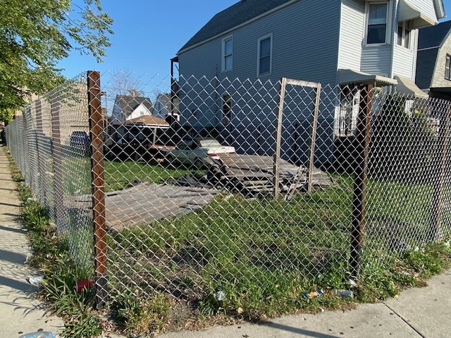 1655 N Cicero Avenue