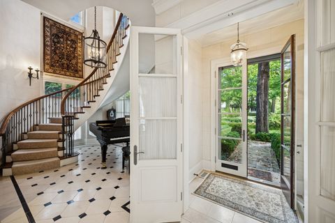 Tiny photo for 528 Roslyn Road, Kenilworth, IL 60043 (MLS # 12336735)