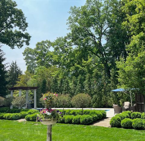 Tiny photo for 528 Roslyn Road, Kenilworth, IL 60043 (MLS # 12336735)