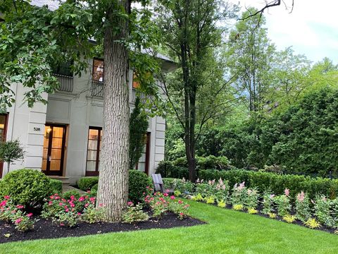 Tiny photo for 528 Roslyn Road, Kenilworth, IL 60043 (MLS # 12336735)