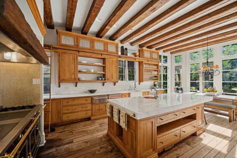 Tiny photo for 528 Roslyn Road, Kenilworth, IL 60043 (MLS # 12336735)