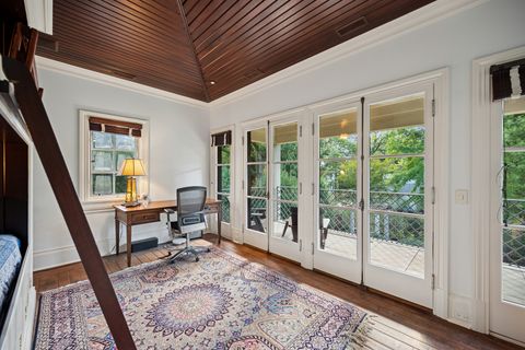 Tiny photo for 528 Roslyn Road, Kenilworth, IL 60043 (MLS # 12336735)