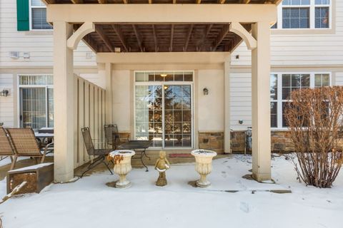 Tiny photo for 346 Bay Tree Circle, Vernon Hills, IL 60061 (MLS # 12550041)