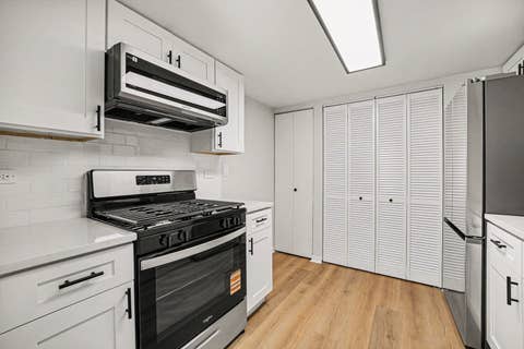 Tiny photo for 1801 Jamestown Circle, Hoffman Estates, IL 60169 (MLS # 12680703)