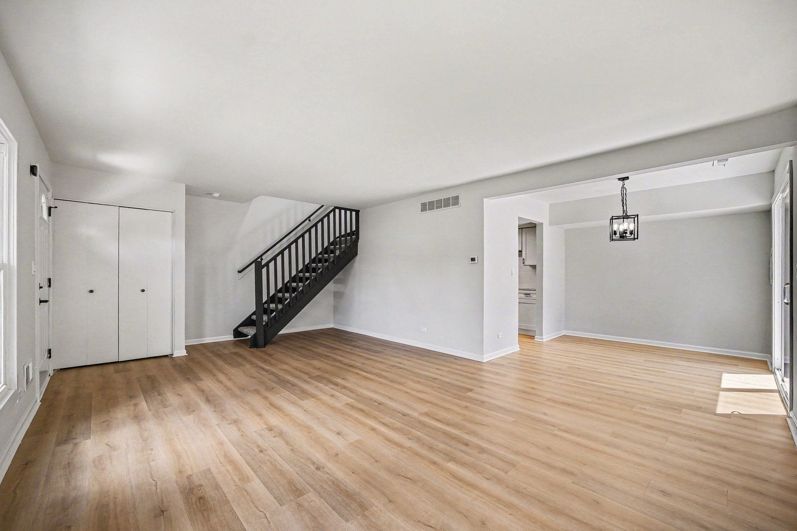 1801 Jamestown Circle