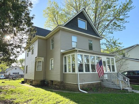 Photo of 508 N 8th Street, Rochelle, IL 61068 (MLS # 12623775)