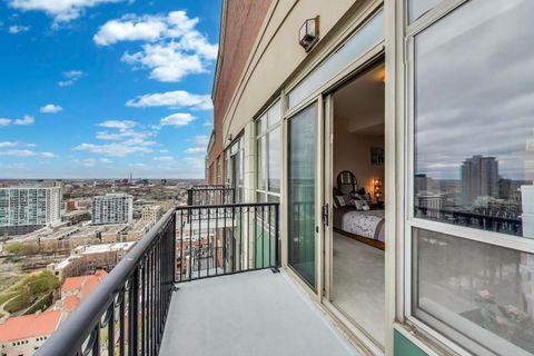 Tiny photo for Chicago, IL 60616 (MLS # 12495787)