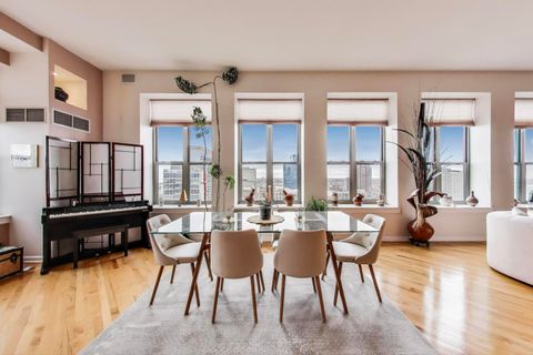 Tiny photo for Chicago, IL 60616 (MLS # 12495787)