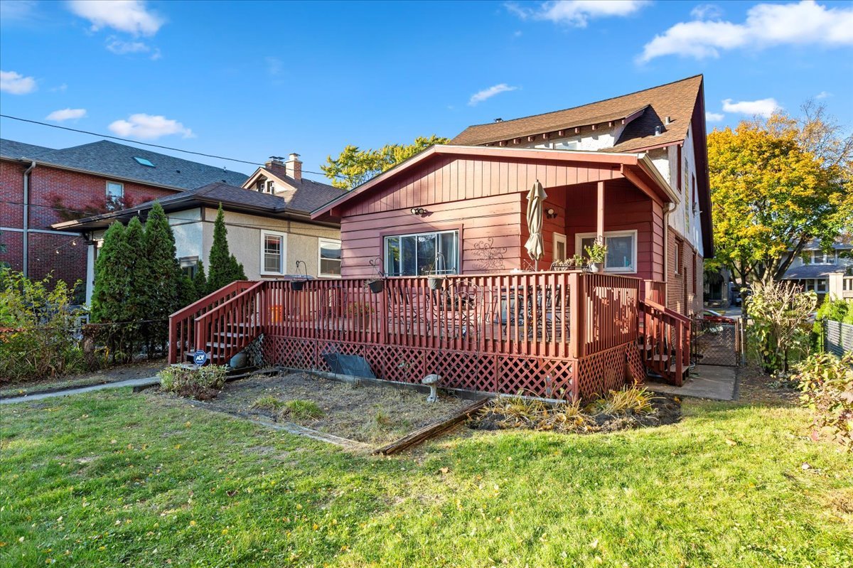 1421 W Juneway Terrace