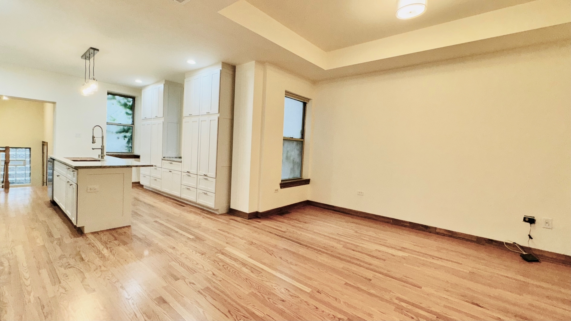 6128 S Kenwood Avenue