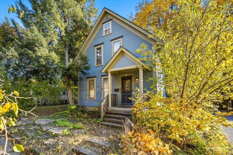 Photo of 315 Congdon Avenue, Elgin, IL 60120 (MLS # 12509875)