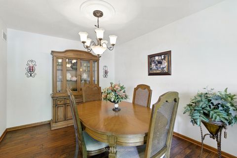 Tiny photo for 10549 Illinois Court, Orland Park, IL 60467 (MLS # 12464616)