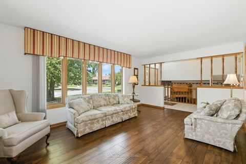 Tiny photo for 10549 Illinois Court, Orland Park, IL 60467 (MLS # 12464616)