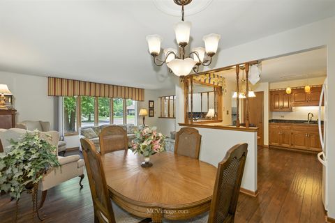 Tiny photo for 10549 Illinois Court, Orland Park, IL 60467 (MLS # 12464616)