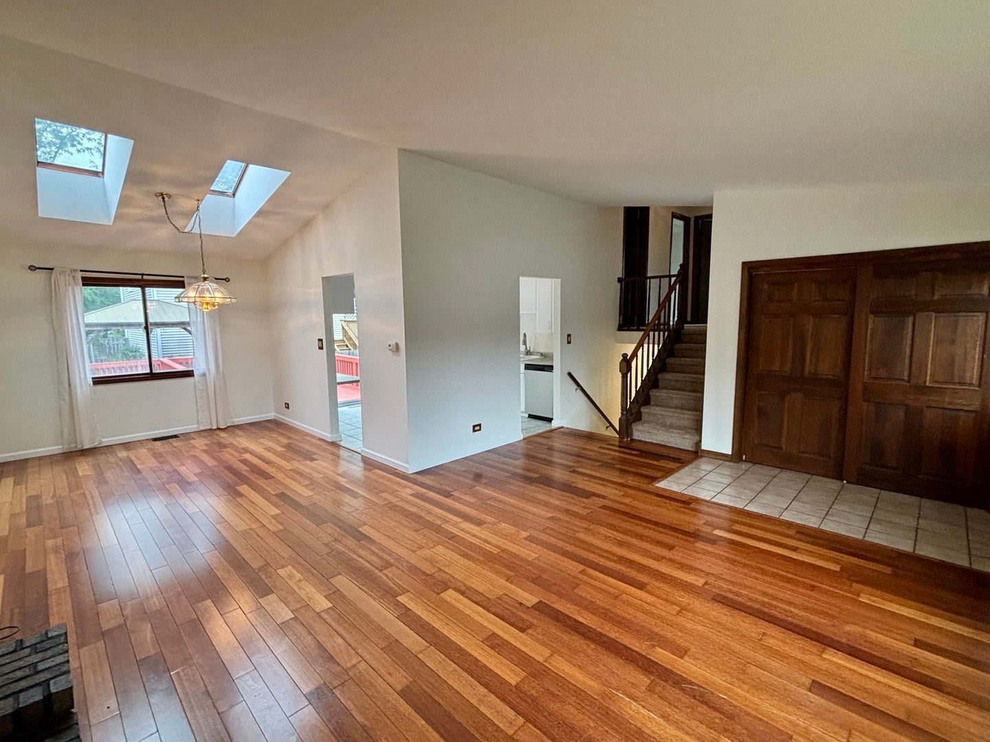 1450 Sturbridge Court