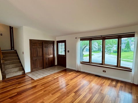 Tiny photo for 1450 Sturbridge Court, Hoffman Estates, IL 60192 (MLS # 12707195)